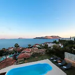 Location Zero To Meis In Villa